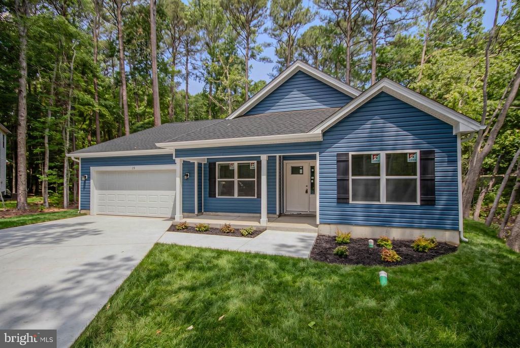 Image 1 of property listing at 19 TWILIGHT CT, Ocean Pines, MD 21811