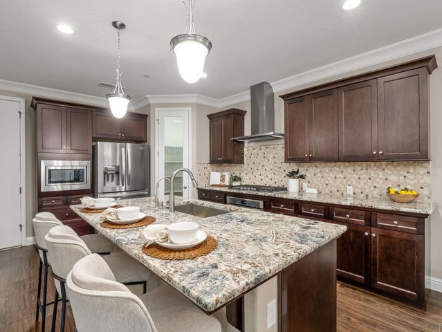 11617 N Bella Verde Avenue, Fresno, CA 93730