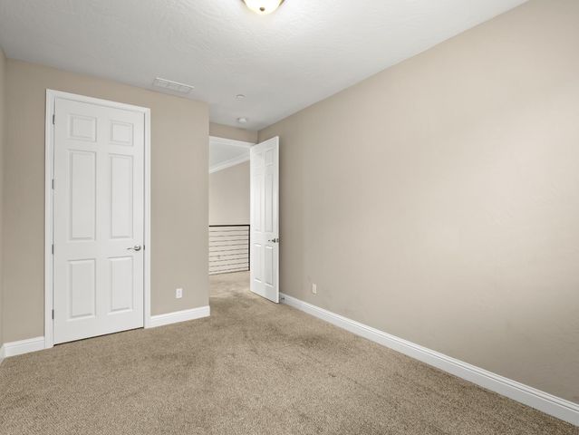 11617 N Bella Verde Avenue, Fresno, CA 93730