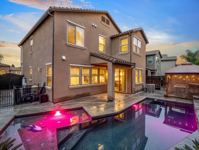 11617 N Bella Verde Avenue, Fresno, CA 93730