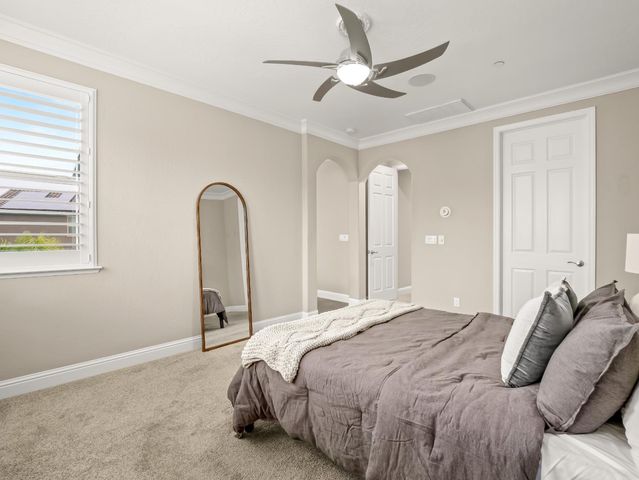 11617 N Bella Verde Avenue, Fresno, CA 93730