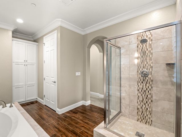 11617 N Bella Verde Avenue, Fresno, CA 93730