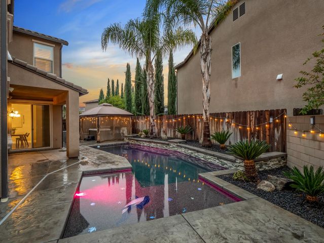 11617 N Bella Verde Avenue, Fresno, CA 93730