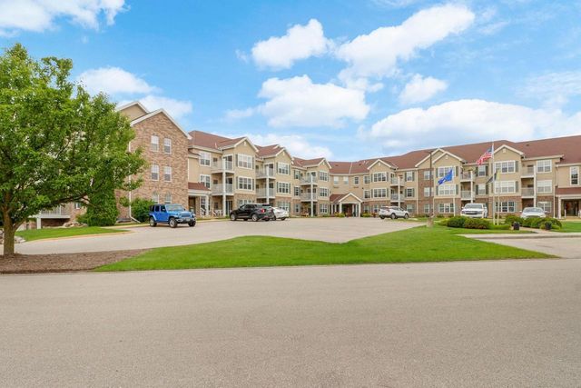 6828 Parkside Circle, Windsor, WI 53532