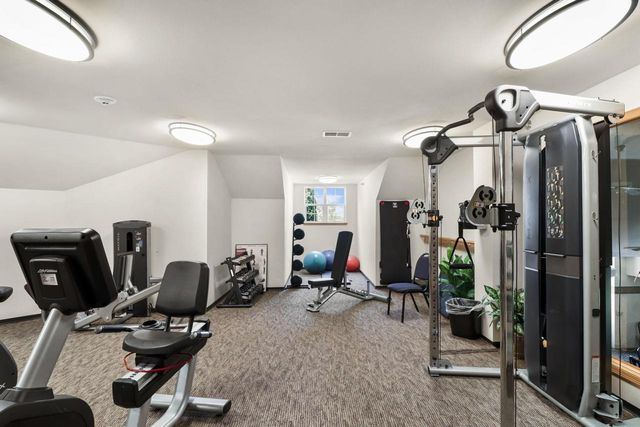 6828 Parkside Circle, Windsor, WI 53532