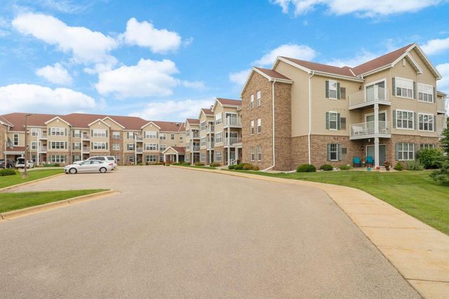 6828 Parkside Circle, Windsor, WI 53532