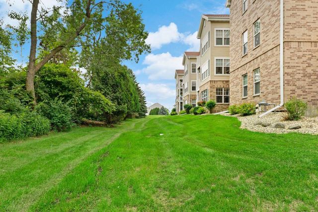 6828 Parkside Circle, Windsor, WI 53532
