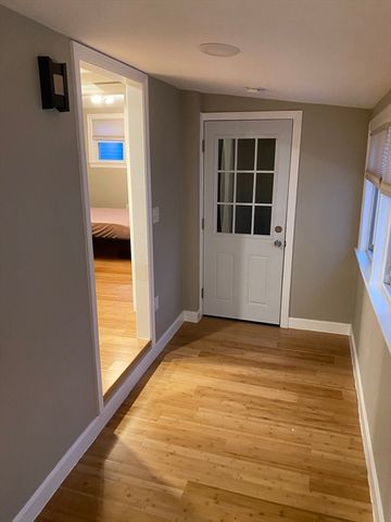 108 7th Street 2, Cambridge, MA 02141
