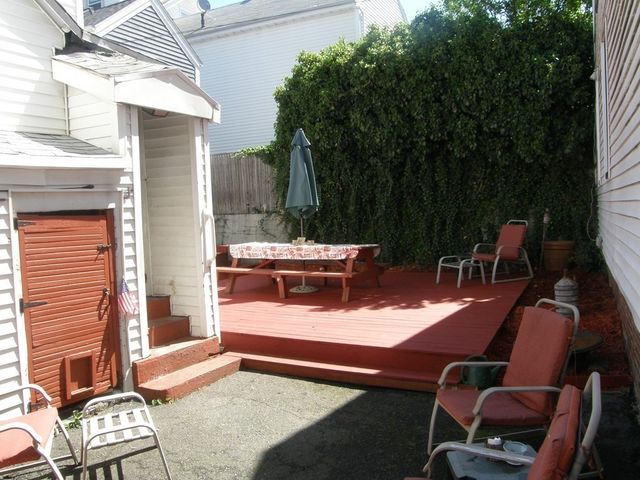 108 7th Street 2, Cambridge, MA 02141
