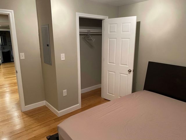 108 7th Street 2, Cambridge, MA 02141