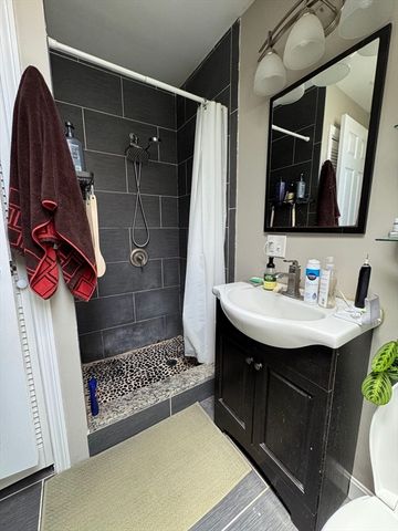 108 7th Street 2, Cambridge, MA 02141
