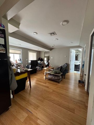 108 7th Street 2, Cambridge, MA 02141