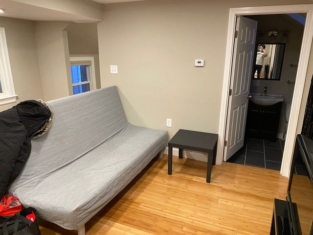 108 7th Street 2, Cambridge, MA 02141