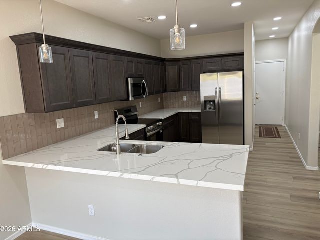 1451 E PALM BEACH Drive, Chandler, AZ 85249