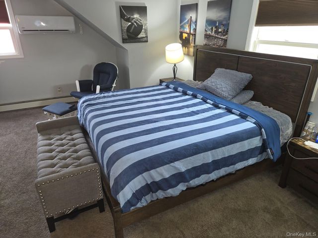 10 Bainbridge Avenue, Melville, NY 11747