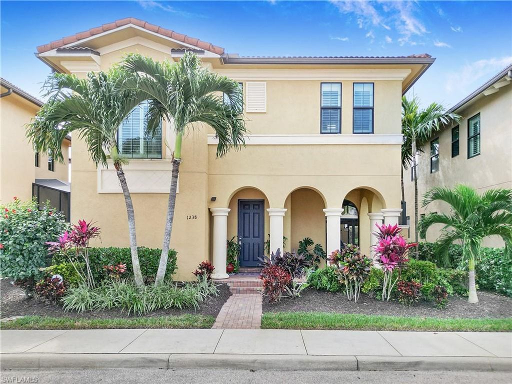 1238 Kendari TER, Naples, FL 34113