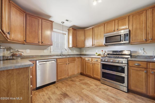 2909 Noah Court, Greenville, NC 27834