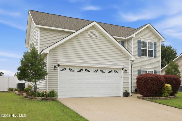2909 Noah Court, Greenville, NC 27834