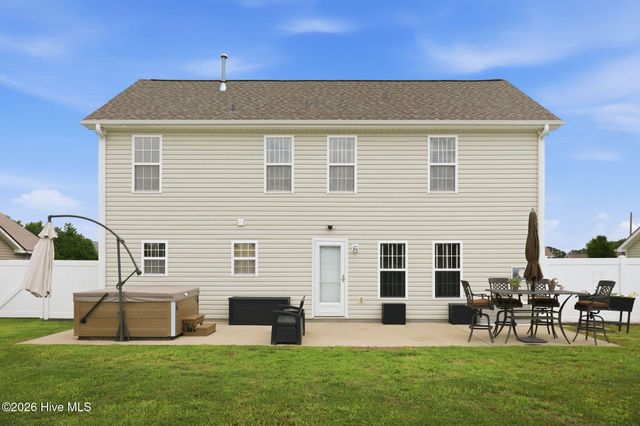2909 Noah Court, Greenville, NC 27834