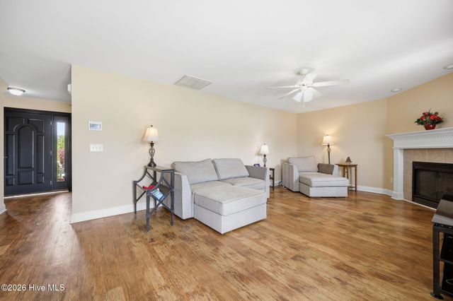 2909 Noah Court, Greenville, NC 27834