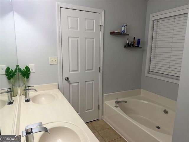 908 Justin Drive, Winder, GA 30680