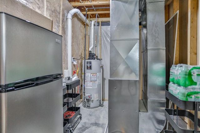 6003 FIELDCREST LANE, Weston, WI 54476