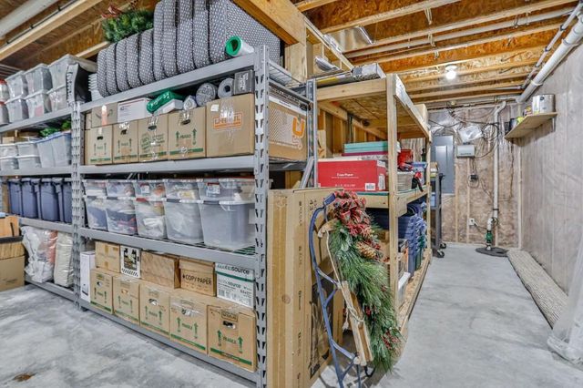 6003 FIELDCREST LANE, Weston, WI 54476