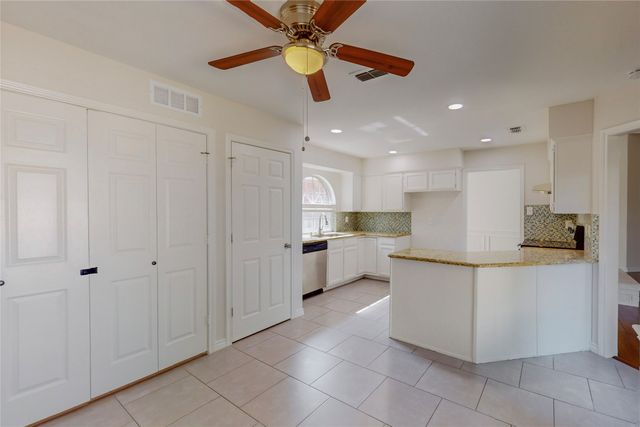 5425 Bryce Canyon Drive, Fort Worth, TX 76137