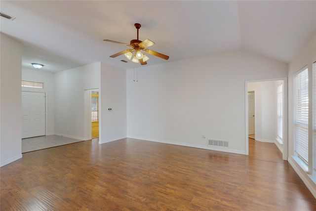 5425 Bryce Canyon Drive, Fort Worth, TX 76137