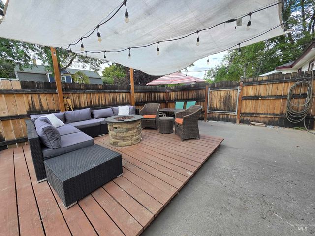 161 8th Ave E, Twin Falls, ID 83301