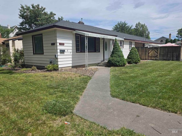 161 8th Ave E, Twin Falls, ID 83301