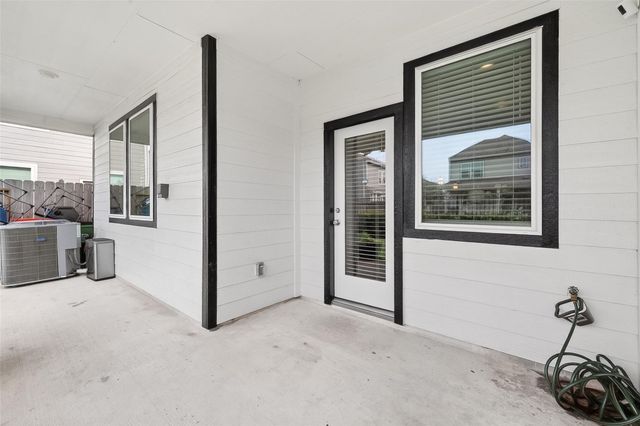 14839 Slow River Ave, Houston, TX 77082