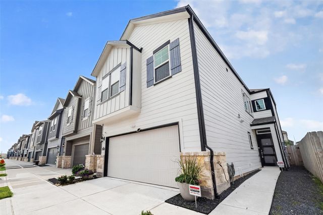 14839 Slow River Ave, Houston, TX 77082