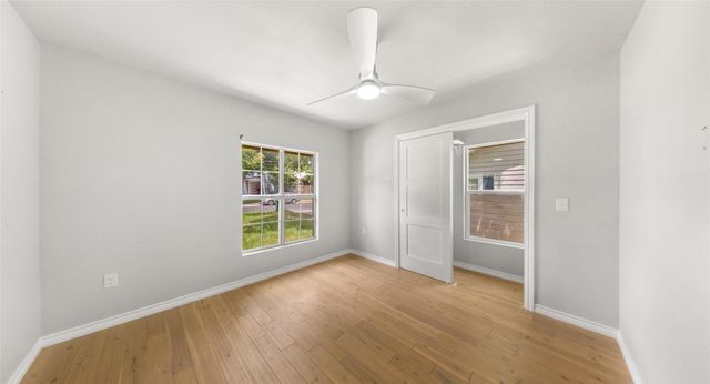 1007 Payne Ave, Austin, TX 78757