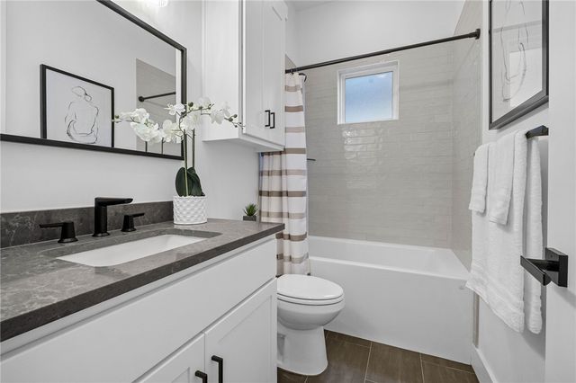 3703 SW Radiance Avenue, Bentonville, AR 72713