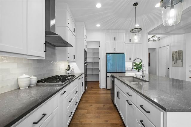 3703 SW Radiance Avenue, Bentonville, AR 72713