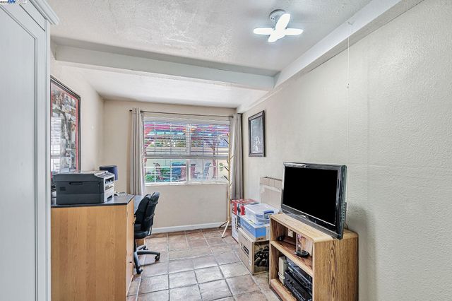 942 Purdue St, San Leandro, CA 94579