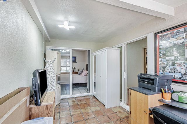 942 Purdue St, San Leandro, CA 94579