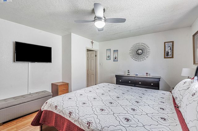 942 Purdue St, San Leandro, CA 94579