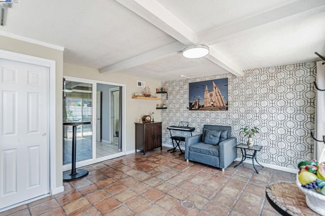 942 Purdue St, San Leandro, CA 94579