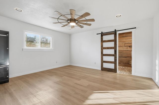 1404 Storm Court E, Bedford, TX 76022