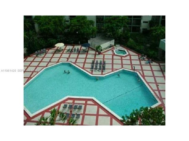 17021 N Bay Rd 508, Sunny Isles Beach, FL 33160