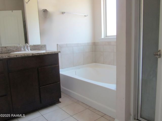 209 Marshfield Drive, Lafayette, LA 70507