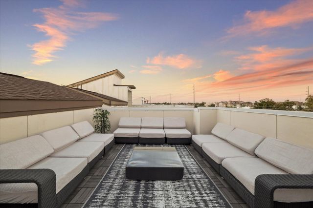 1717 Silver Street, Houston, TX 77007