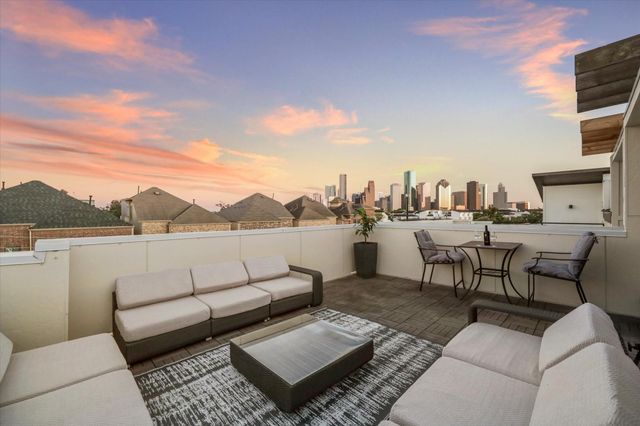 1717 Silver Street, Houston, TX 77007