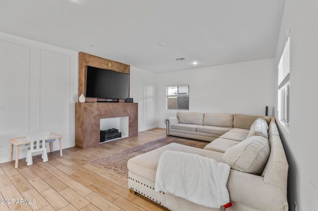 40445 W BRAVO Drive, Maricopa, AZ 85138