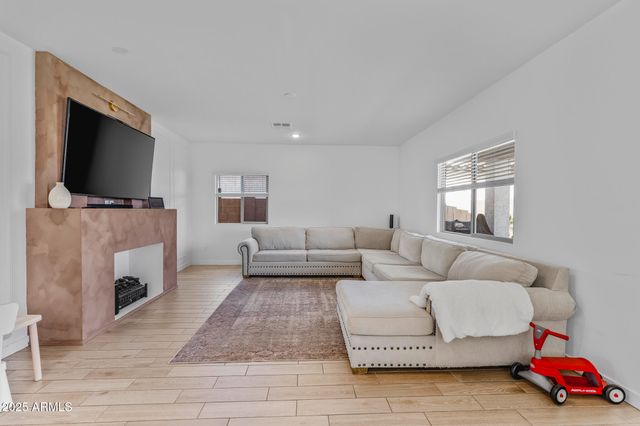 40445 W BRAVO Drive, Maricopa, AZ 85138