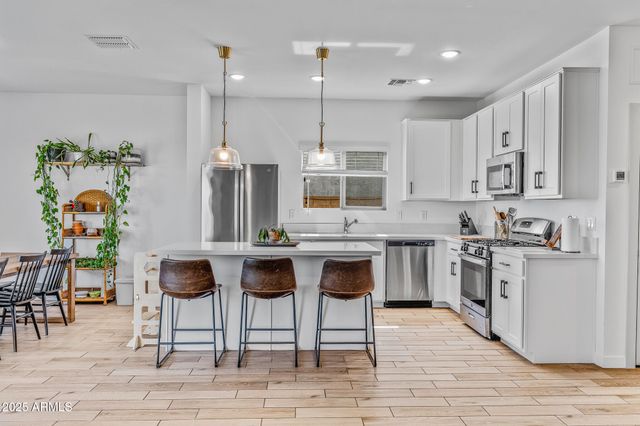 40445 W BRAVO Drive, Maricopa, AZ 85138