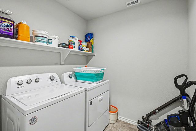 513 Bronze Circle W, Springtown, TX 76082
