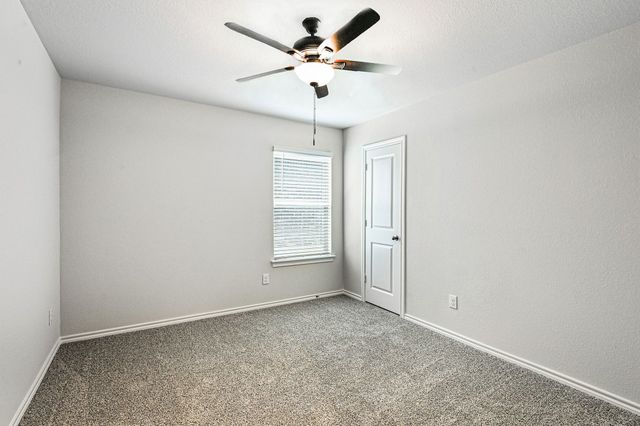 513 Bronze Circle W, Springtown, TX 76082